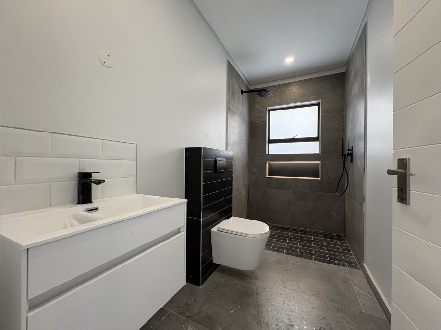 4 Bedroom Property for Sale in Sandown Western Cape